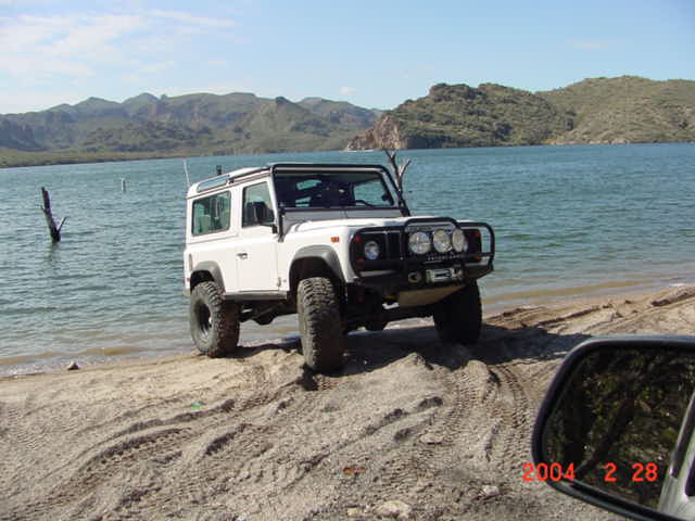 Leo's D90 with Saguaro lake in the background