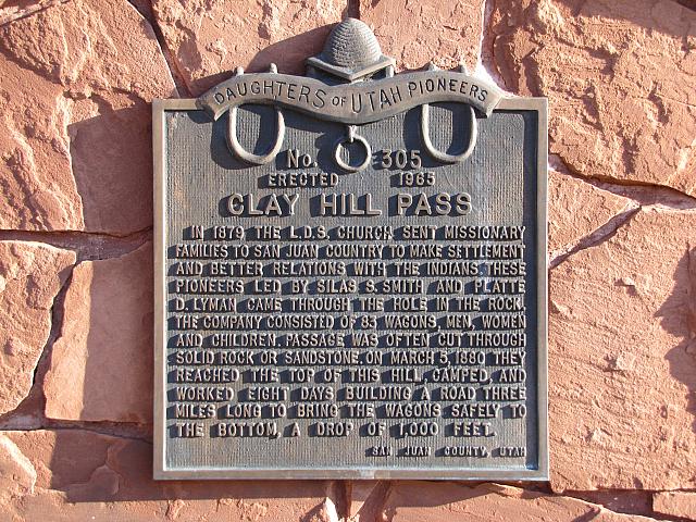 DAY1-SIGN-Clay Hill Pass