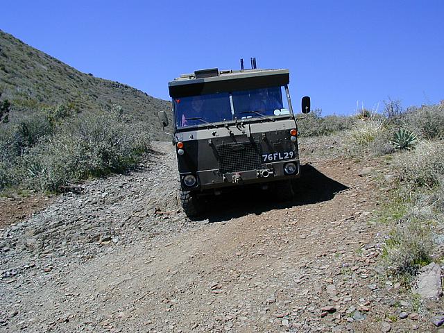 13-Bob004-onTrail597