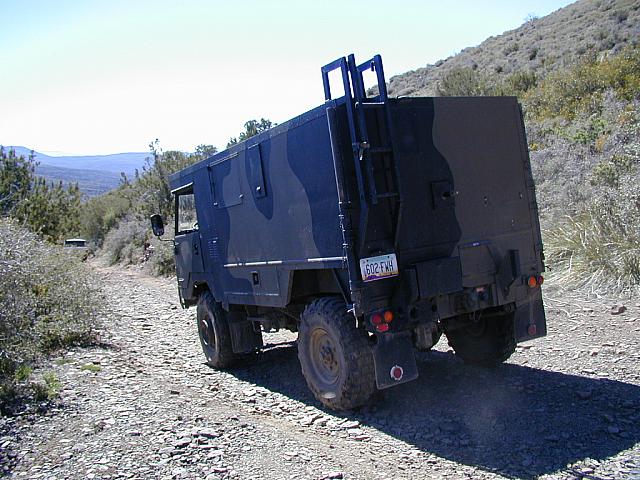 14-Bob005-onTrail597