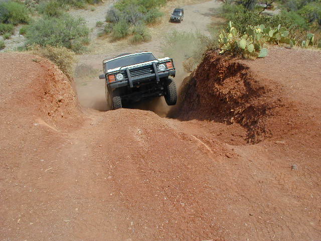 16-RANGE_ROVER-Box-Canyon-hill_climb