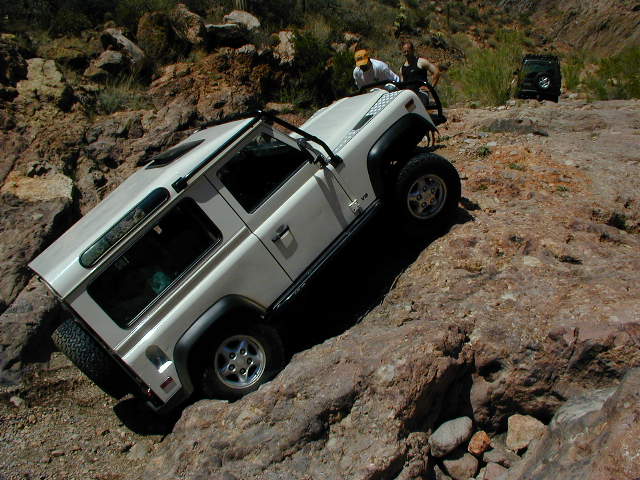 21-LEO_MARTINEZ-D90-verticalclimb-03-passenger_side