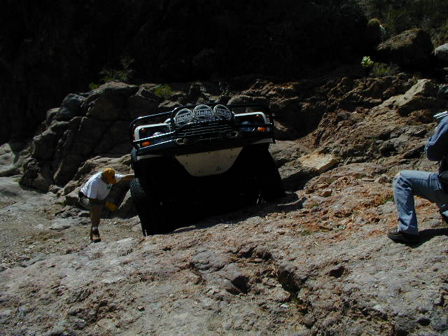 28-LEO_MARTINEZ-D90-verticalclimb-10-front