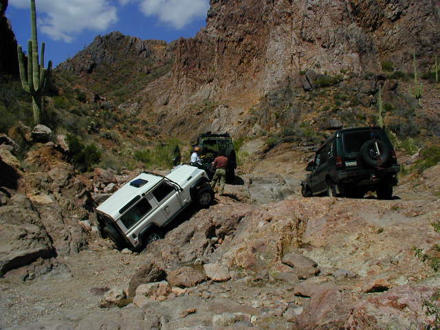 32-LEO_MARTINEZ-D90-verticalclimb-12-passenger_side_from_afar