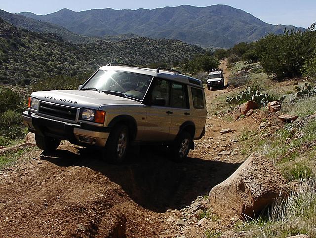 Ziad avoiding a cross axle situation like a pro