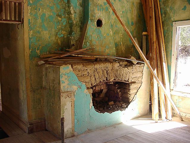 Duquesne Hotel fireplace, who's got the marshmallows?