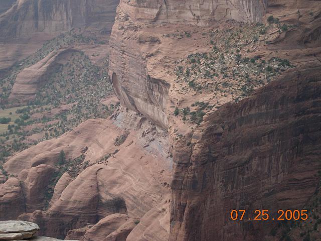 Canyon de Chelly - ruins across the valley