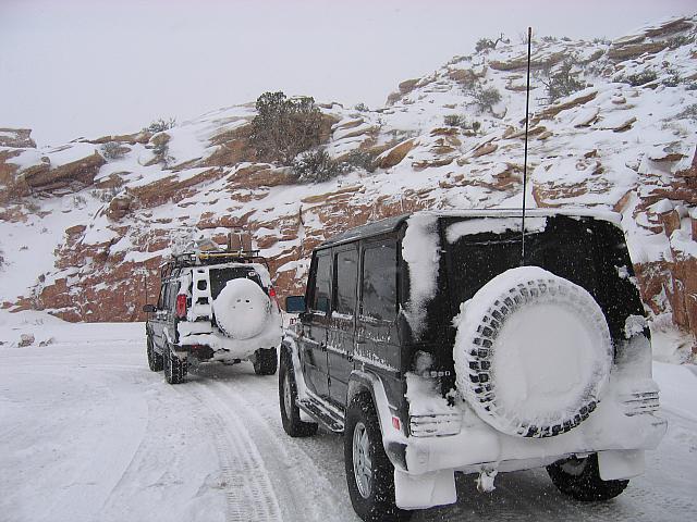 Descending the Goosenecks