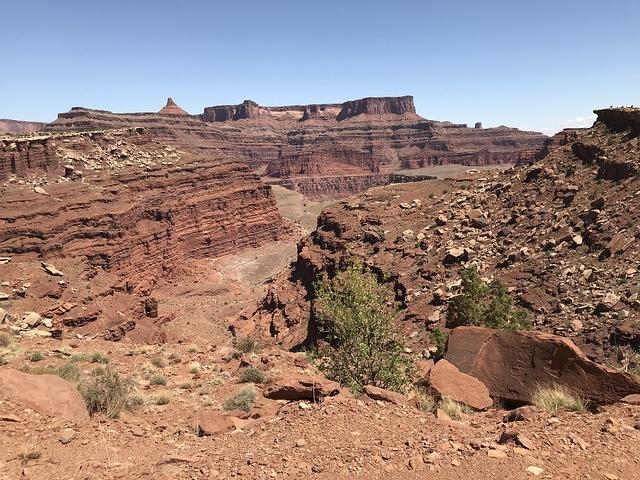 2018-0421-123046-White Rim Road-iPhone 7 Plus