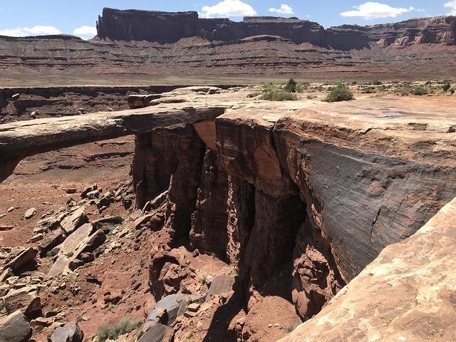 2018-0421-132143-Musselman Arch-iPhone 7 Plus