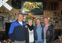 Steve & Lynn with friends Gene & Nedra--Great Burgers!!